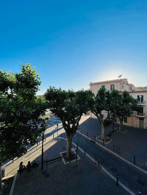 So'Conciergerie -Studio Situe Dans Le Centre Ville Cassis Kültér fotó